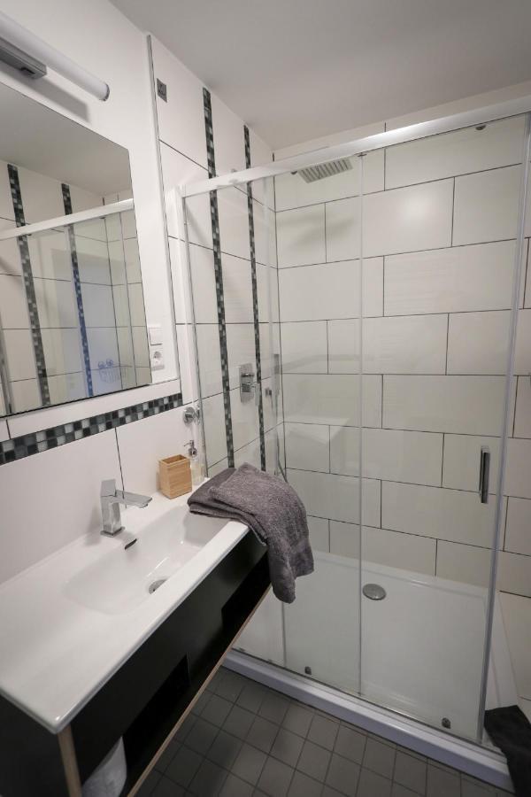 Zur Krone Neuötting Exteriör bild